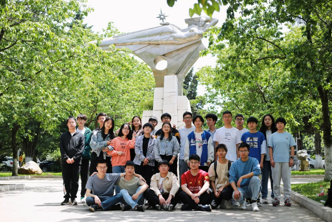 99cdfeb0-0af2-48a7-a3de-b74e9c73f46e.jpg