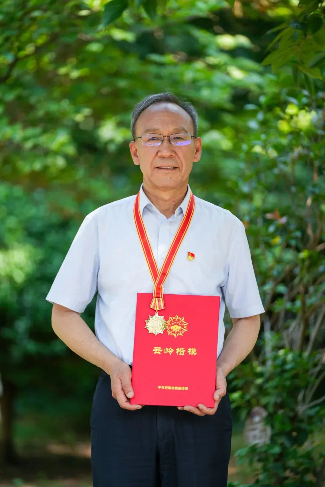 云岭先锋 昆明理工大学杨斌当选中国工程院院士 在滇工作两院院士增加至18人-昆明理工大学